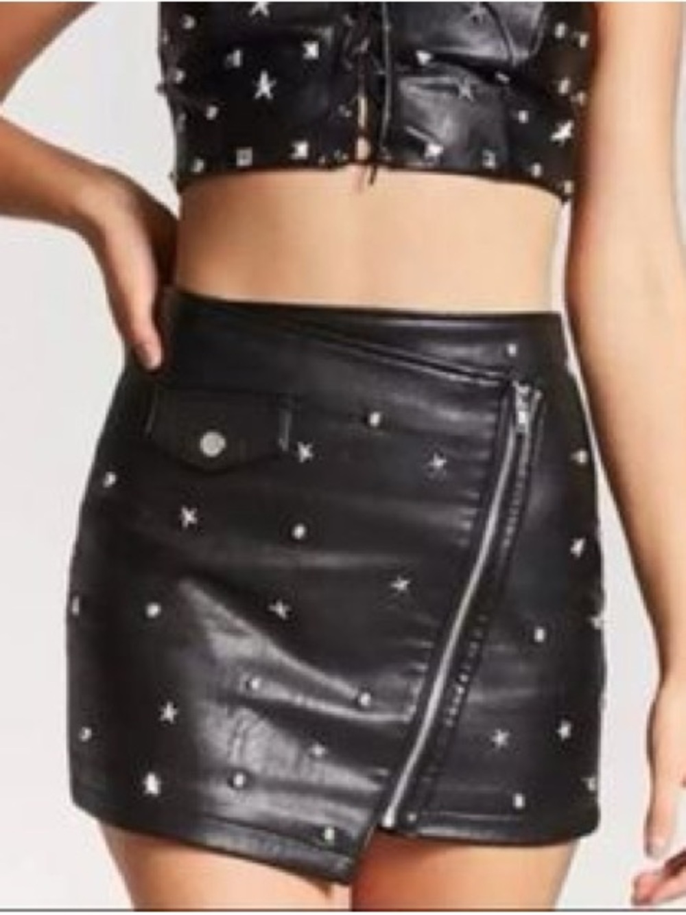 Forever 21 Star Stud Faux Leather Moto Mini Skirt Black Punk Grunge Y2K L Biker - Picture 2 of 11